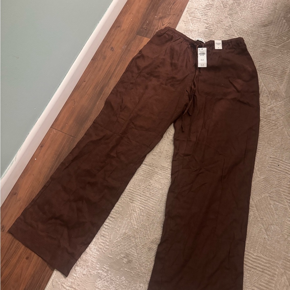 Abercrombie & Fitch Linen-Blend Pull-On Pant - Picture 5 of 9